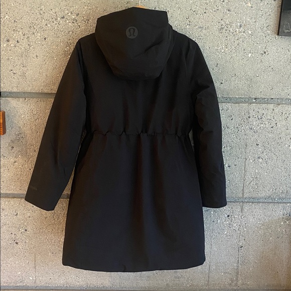 Lululemon Waterproof Insulated Cinch Waist Parka - Picture 4 of 16